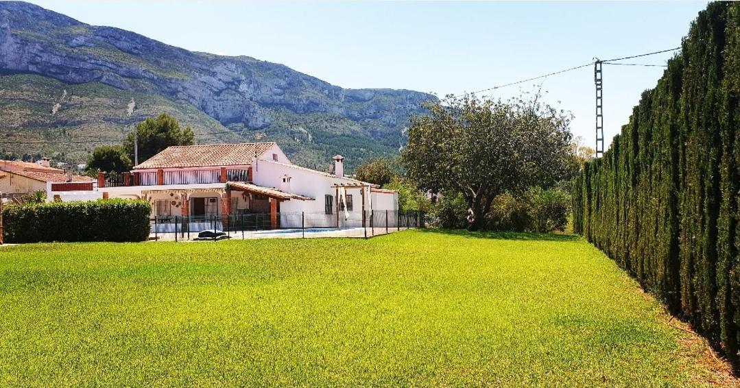 Chalet Cami De Merle Denia Bagian luar foto